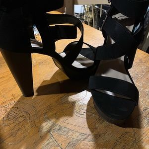 Size 11 stiletto pump heel